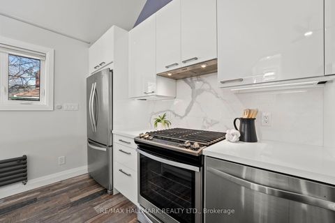 Photo 3 at 272&276 King Edward Avenue, Lumsden, Toronto Photo 3 at 272&276 King Edward Avenue, Lumsden, Toronto