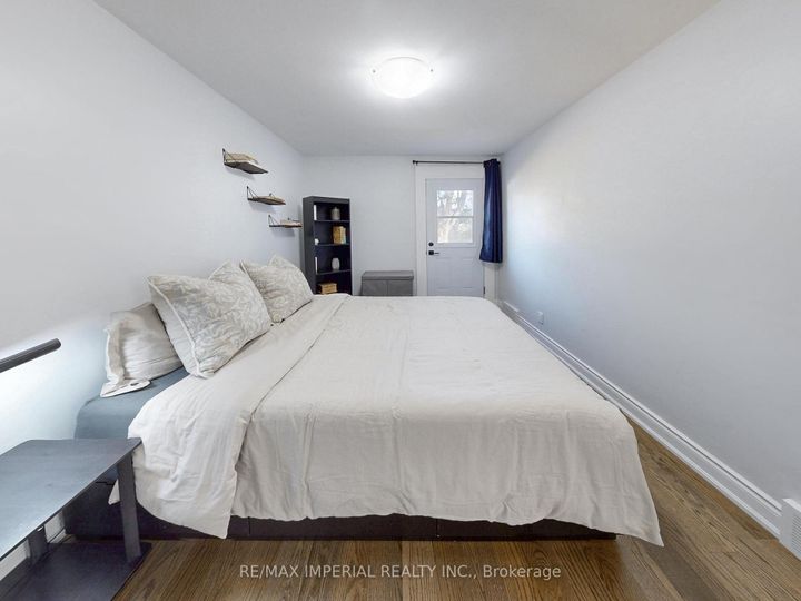 Photo 18 at 598 Ridelle Avenue, Belgravia, Toronto