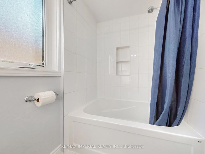 Photo 24 at 598 Ridelle Avenue, Belgravia, Toronto