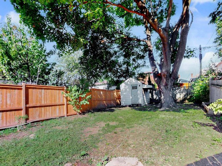 Photo 40 at 598 Ridelle Avenue, Belgravia, Toronto