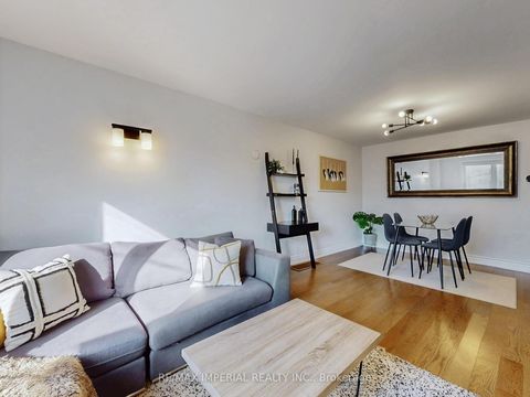 Photo 8 at 598 Ridelle Avenue, Belgravia, Toronto