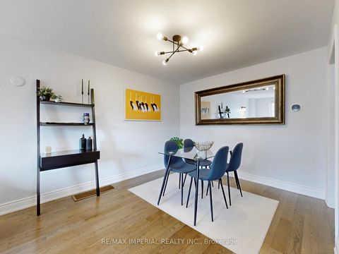 Photo 13 at 598 Ridelle Avenue, Belgravia, Toronto