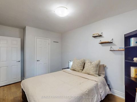 Photo 19 at 598 Ridelle Avenue, Belgravia, Toronto
