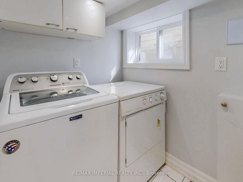 Photo 36 at 598 Ridelle Avenue, Belgravia, Toronto