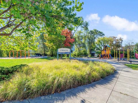 Photo 43 at 598 Ridelle Avenue, Belgravia, Toronto