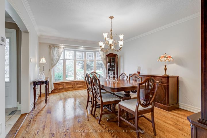 Photo 11 at 716 Cameron Court, Erindale, Mississauga