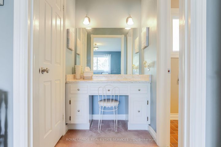 Photo 15 at 716 Cameron Court, Erindale, Mississauga