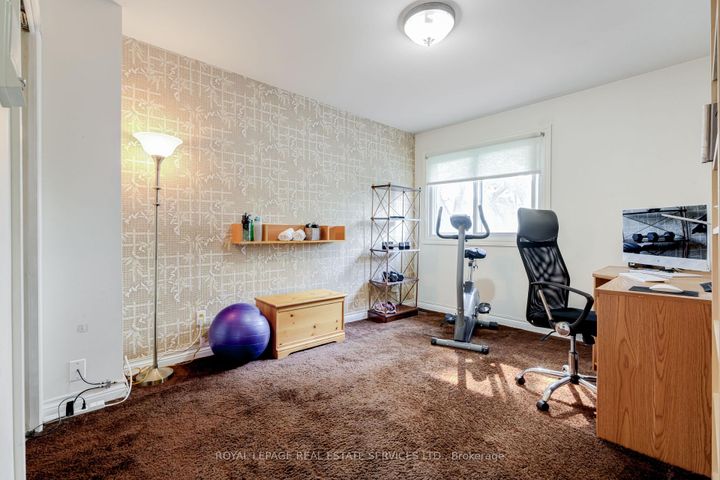 Photo 18 at 716 Cameron Court, Erindale, Mississauga