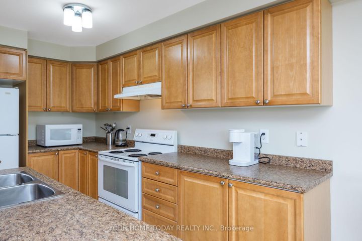 Photo 12 at 14492 Danby Road, Georgetown, Halton Hills