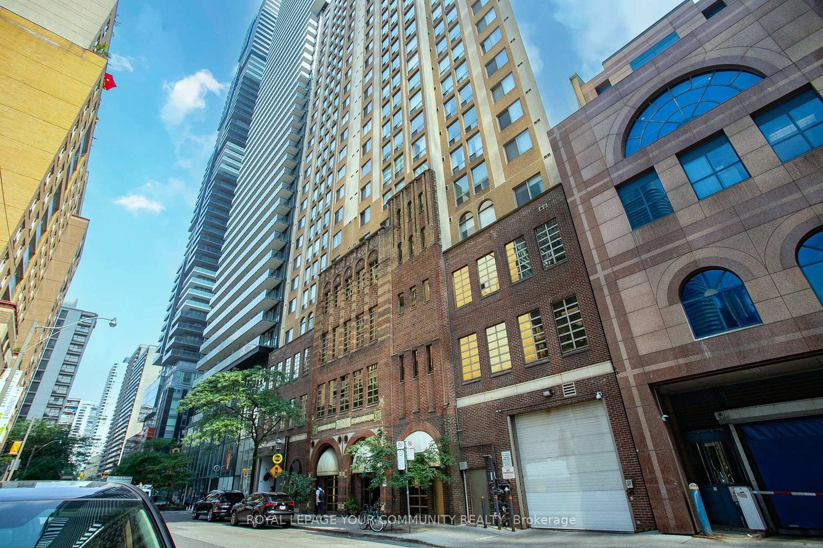 1103 - 25 Grenville Street, Bay Street Corridor, Toronto photo number 2 1103 - 25 Grenville Street, Bay Street Corridor, Toronto photo number 2