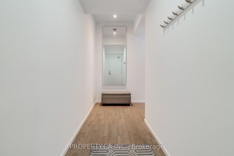 Photo 3 at 3207 - 8 Charlotte Street, Waterfront Communities C1, Toronto