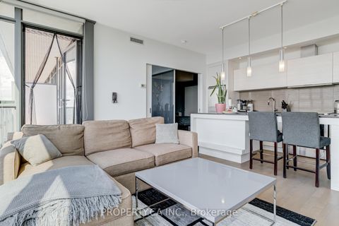 Photo 11 at 3207 - 8 Charlotte Street, Waterfront Communities C1, Toronto