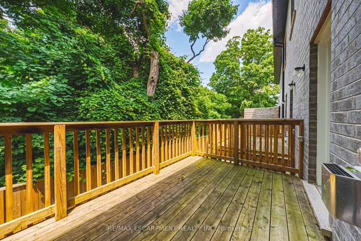Photo 29 at 6 - 111 Wilson Street E, Ancaster, Hamilton