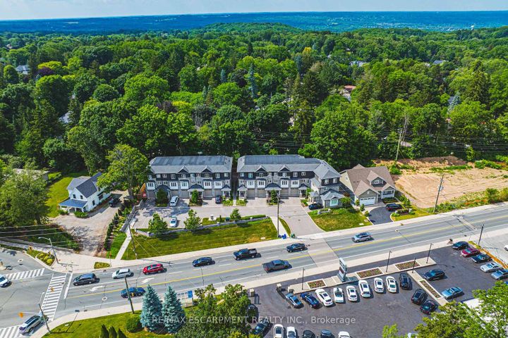 Photo 35 at 6 - 111 Wilson Street E, Ancaster, Hamilton