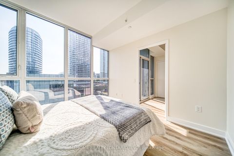 Photo 24 at 706 - 85 Queens Wharf Road, Waterfront Communities C1, Toronto