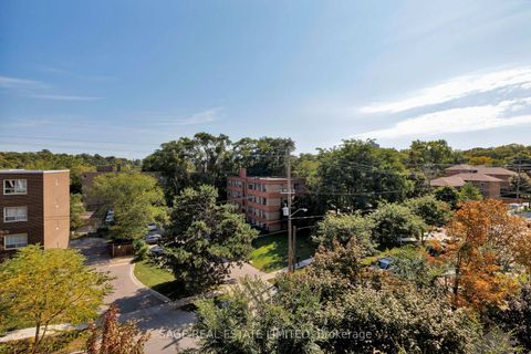 Photo 14 at 408 - 1 Neighbourhood Lane, Queensway, Toronto