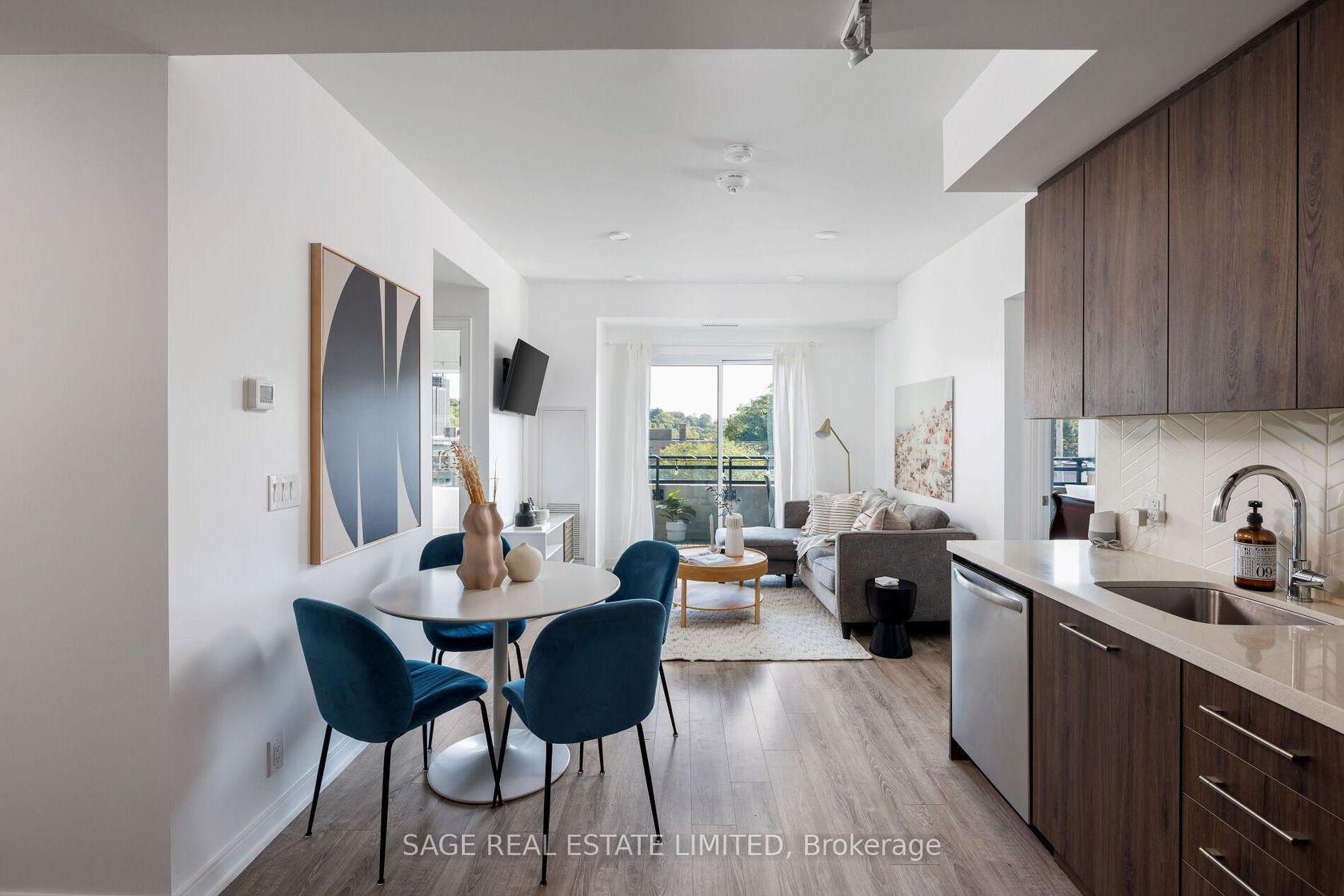 408 - 1 Neighbourhood Lane, Queensway, Toronto 