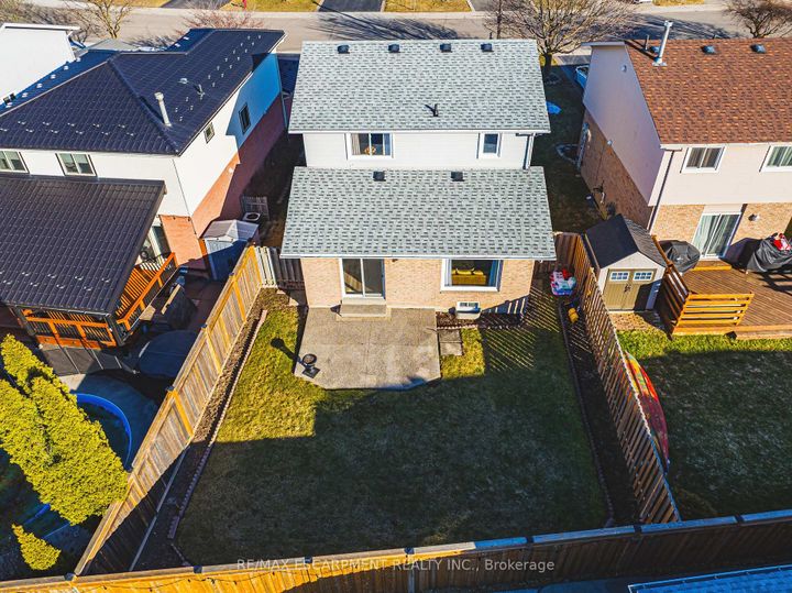 Photo 42 at 103 Broughton Avenue, Broughton, Hamilton