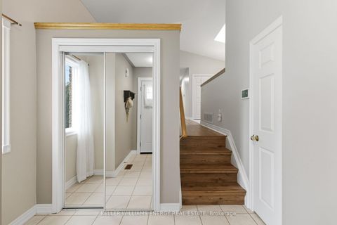 Photo 4 at 1 Daiseyfield Avenue, Courtice, Clarington