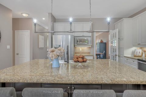 Photo 6 at 28 Windsor Crescent, Shore, Barrie