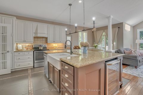 Photo 8 at 28 Windsor Crescent, Shore, Barrie