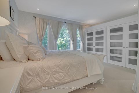 Photo 14 at 28 Windsor Crescent, Shore, Barrie