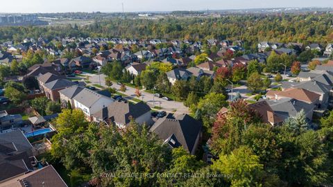 Photo 46 at 28 Windsor Crescent, Shore, Barrie