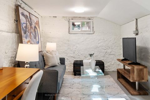Photo 25 at 470 Runnymede Road, Bloor West Village, Toronto