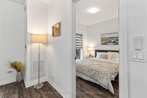 Photo 11 at 121 - 102 Grovewood Common, GO Glenorchy, Oakville
