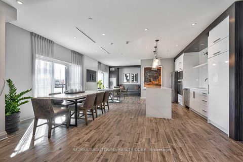 Photo 26 at 121 - 102 Grovewood Common, GO Glenorchy, Oakville