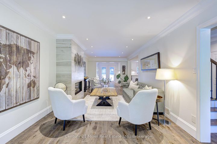 Photo 9 at 6 Mays Crescent, Waterdown, Hamilton