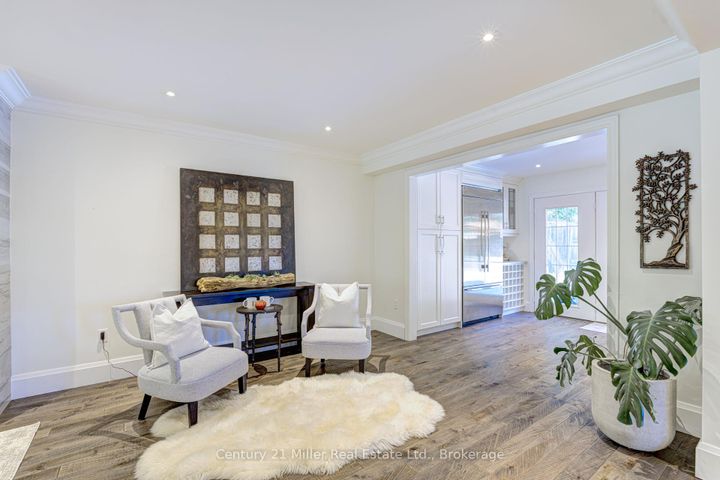 Photo 11 at 6 Mays Crescent, Waterdown, Hamilton