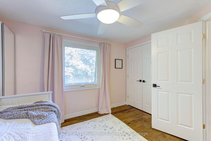 Photo 35 at 6 Mays Crescent, Waterdown, Hamilton