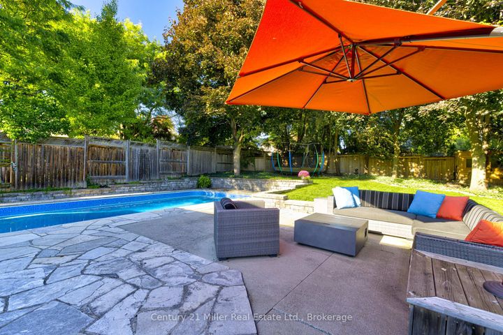 Photo 45 at 6 Mays Crescent, Waterdown, Hamilton