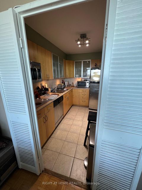 Photo 17 at 1812 - 360 Ridelle Avenue, Belgravia, Toronto