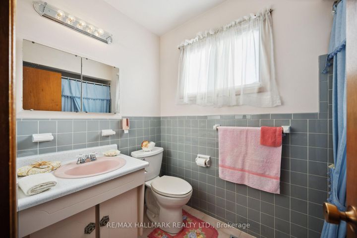 Photo 16 at 23 Lockington Court, Humbermede, Toronto