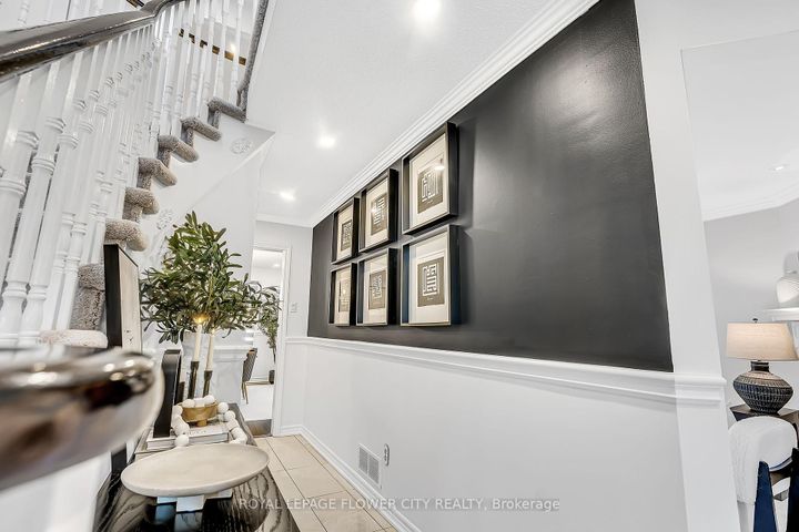 Photo 18 at 3278 Waxwing Drive, Lisgar, Mississauga