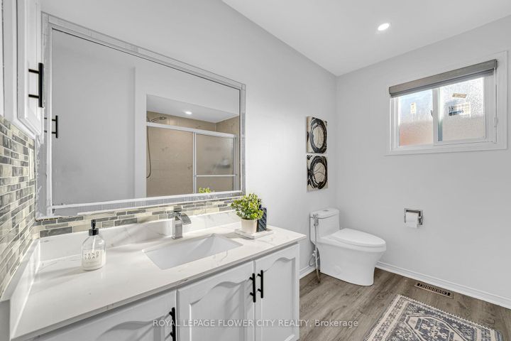 Photo 30 at 3278 Waxwing Drive, Lisgar, Mississauga