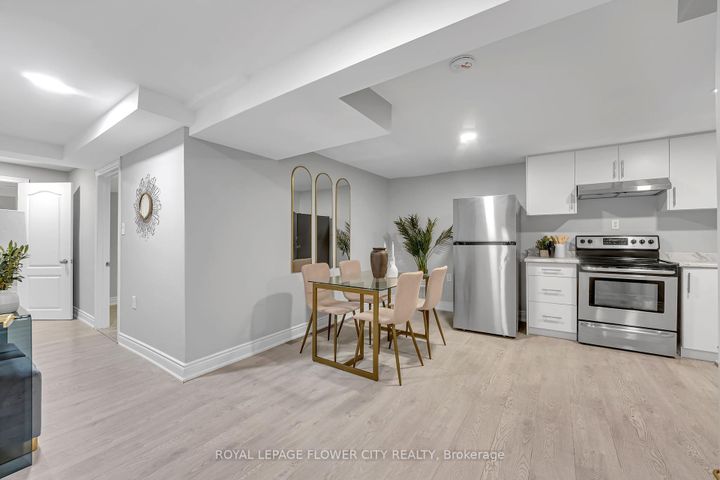 Photo 31 at 3278 Waxwing Drive, Lisgar, Mississauga