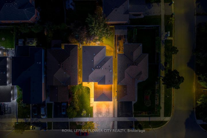 Photo 48 at 3278 Waxwing Drive, Lisgar, Mississauga