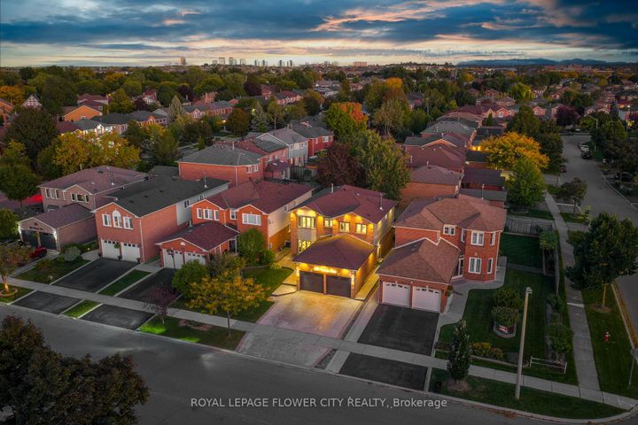 Photo 49 at 3278 Waxwing Drive, Lisgar, Mississauga