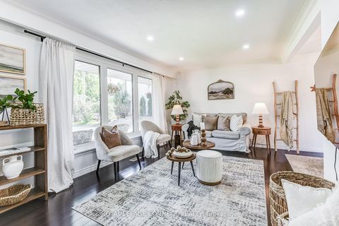 Photo 5 at 22 Ravine Park Crescent, Rouge E10, Toronto