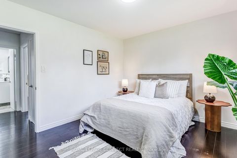 Photo 21 at 22 Ravine Park Crescent, Rouge E10, Toronto
