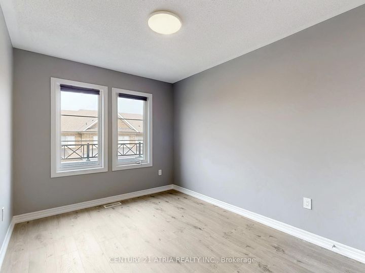 Photo 18 at 8 Moonseed Lane, Oak Ridges Lake Wilcox, Richmond Hill