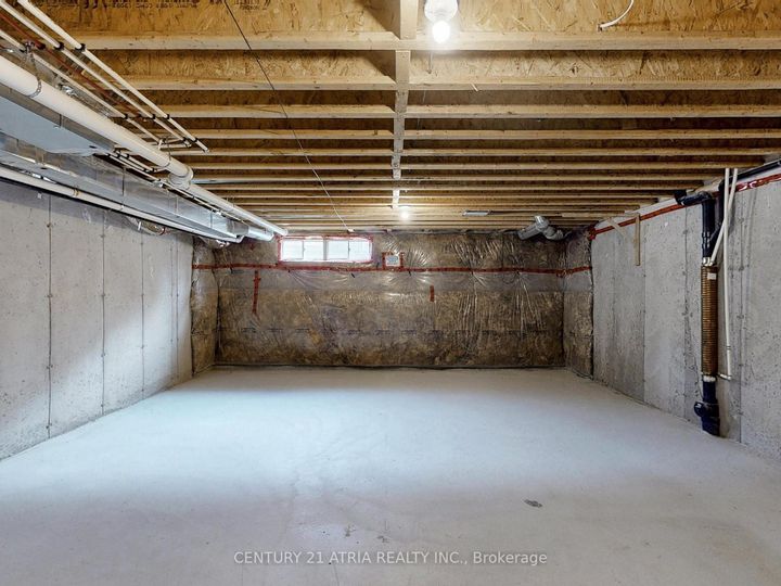 Photo 23 at 8 Moonseed Lane, Oak Ridges Lake Wilcox, Richmond Hill