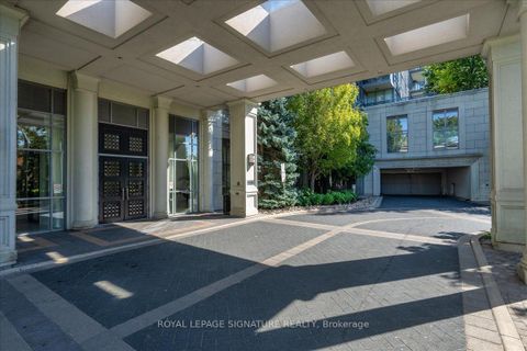Photo 10 at 1520 - 25 Greenview Avenue, Newtonbrook West, Toronto