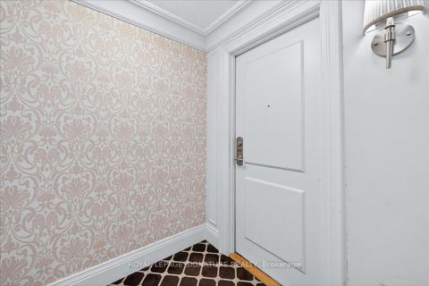 Photo 14 at 1520 - 25 Greenview Avenue, Newtonbrook West, Toronto