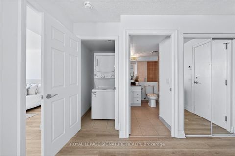 Photo 25 at 1520 - 25 Greenview Avenue, Newtonbrook West, Toronto