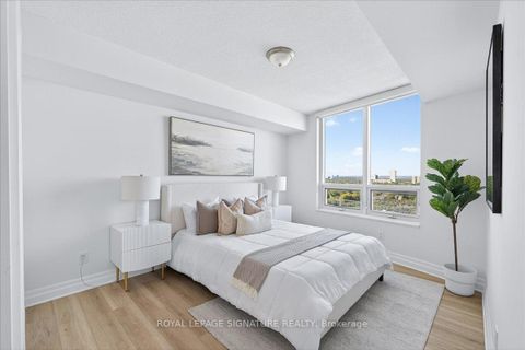 Photo 44 at 1520 - 25 Greenview Avenue, Newtonbrook West, Toronto
