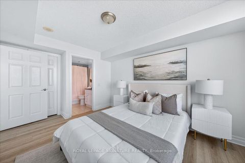 Photo 46 at 1520 - 25 Greenview Avenue, Newtonbrook West, Toronto